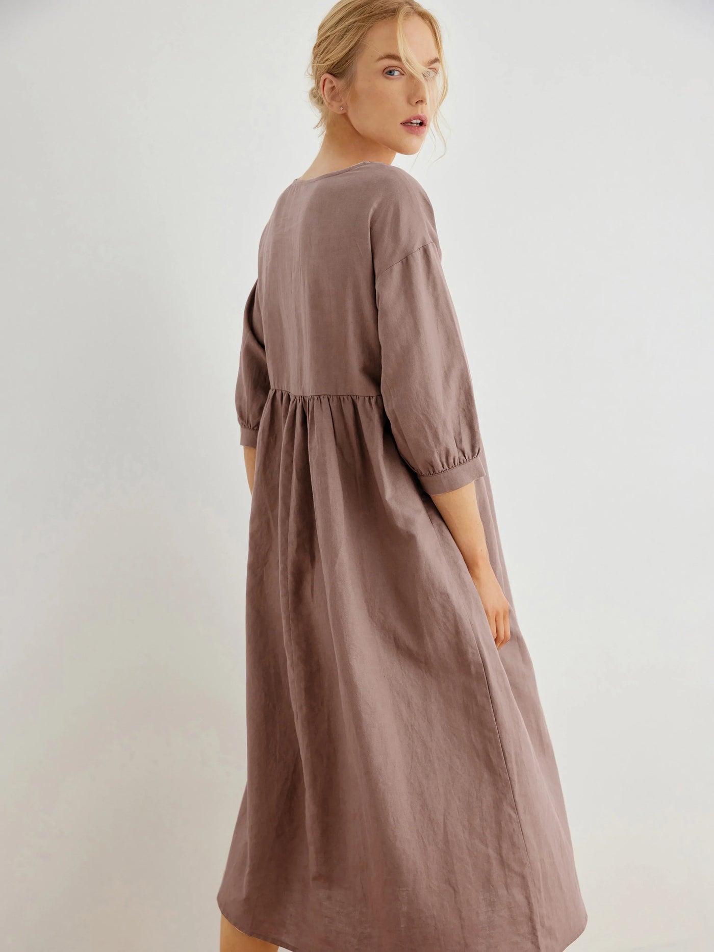Maeve Linen Portrait Neckline 3/4 Sleeve Maxi Dress